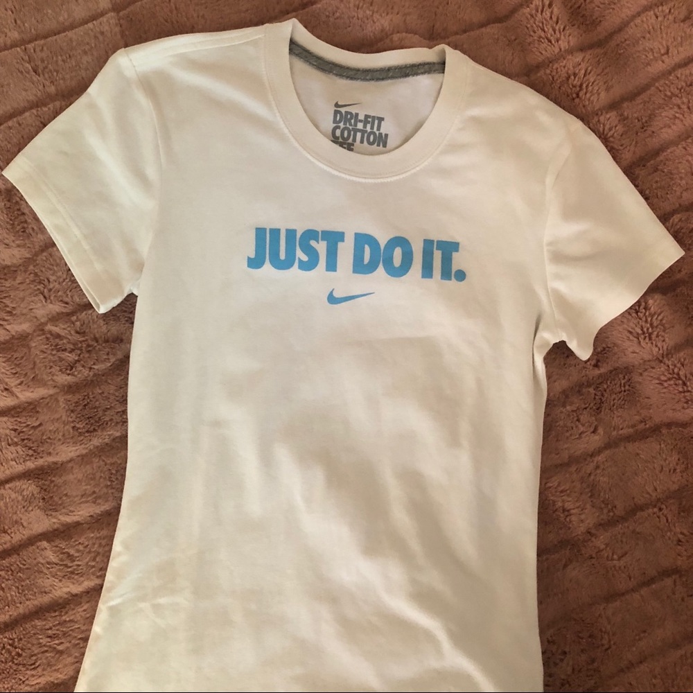 Nike Just Do It Women’s Tee